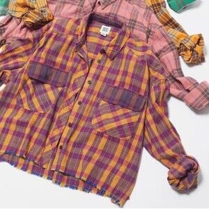 Urban Outfitters BDG Rayne flannel boxy cropped button down shirt